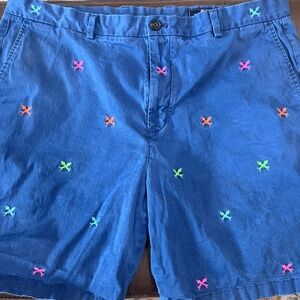 Vineyard Vines fish bones navy shorts